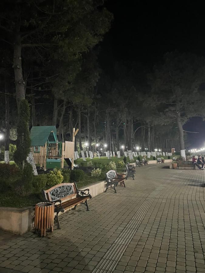 ホテル New House Kobuleti 2 エクステリア 写真