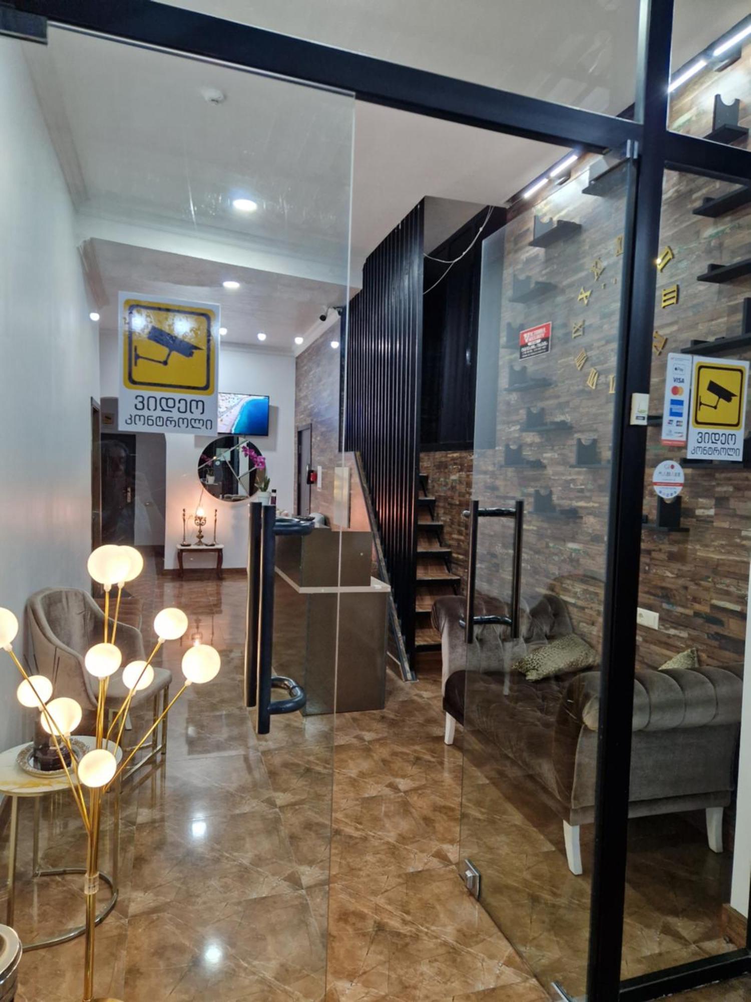 ホテル New House Kobuleti 2 エクステリア 写真