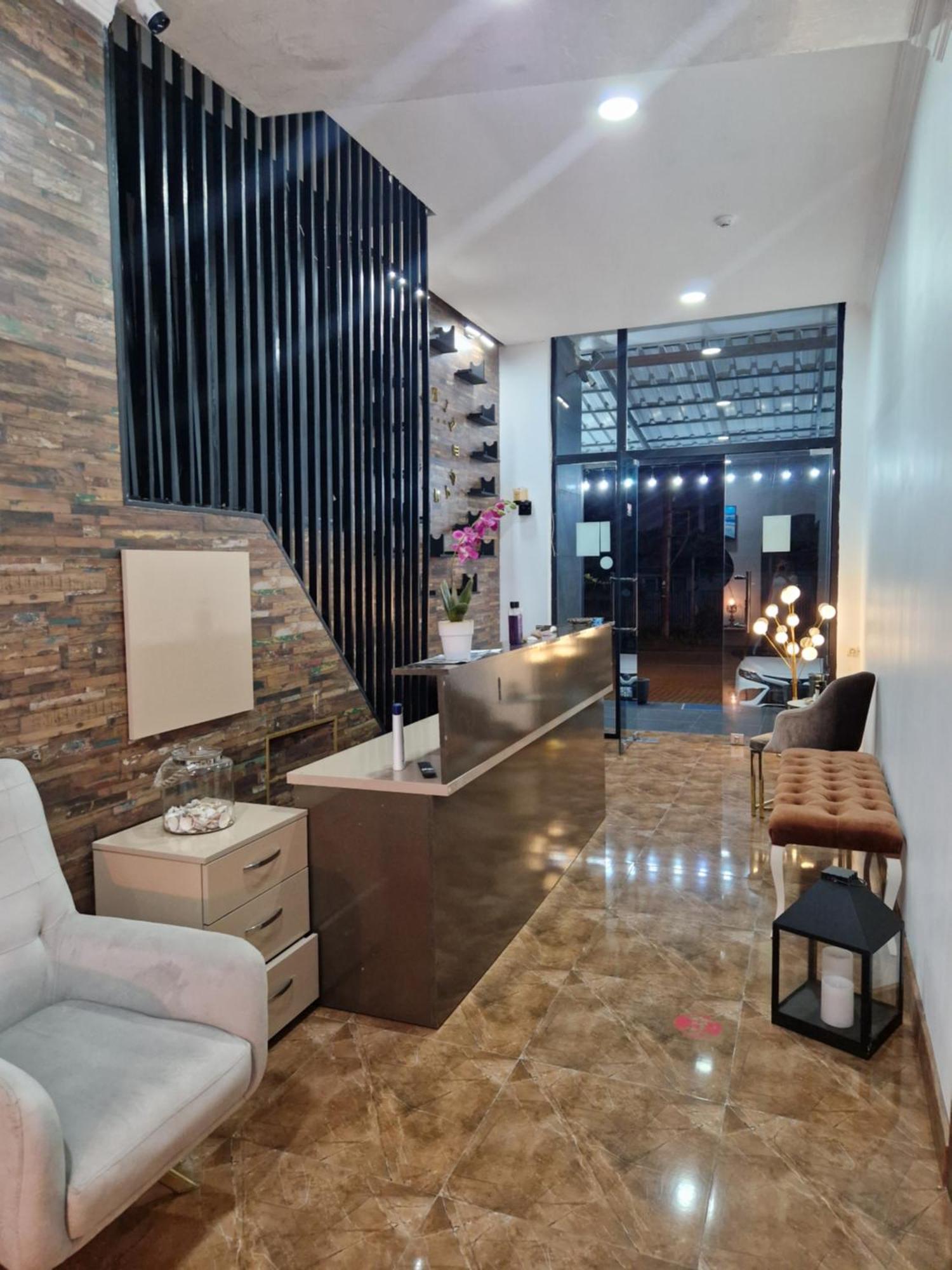 ホテル New House Kobuleti 2 エクステリア 写真