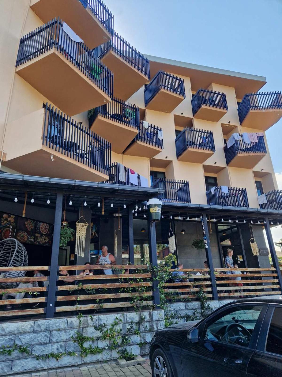 ホテル New House Kobuleti 2 エクステリア 写真